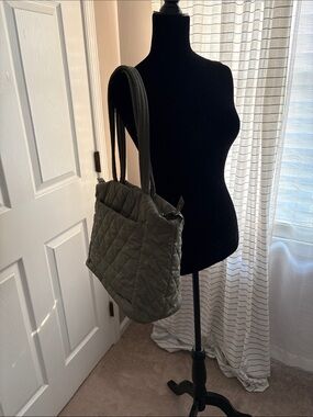 Vera Bradley Quilted Olive Double-Handle Shoulder Travel Bag